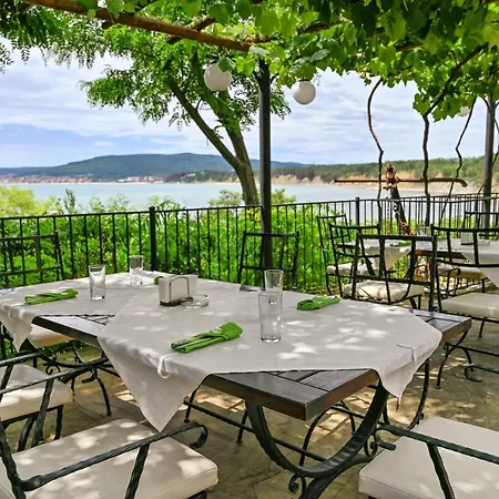 Complex Chayka Къща за гости 3*